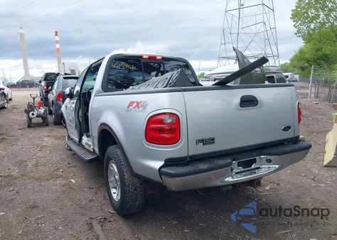 2002 Ford F-150 Lariat/Xlt из США, поврежденный, VIN 1FTRW08L62KB59262